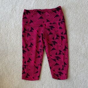 Oiselle women’s knicker Leggings - Pink and Black Geometric